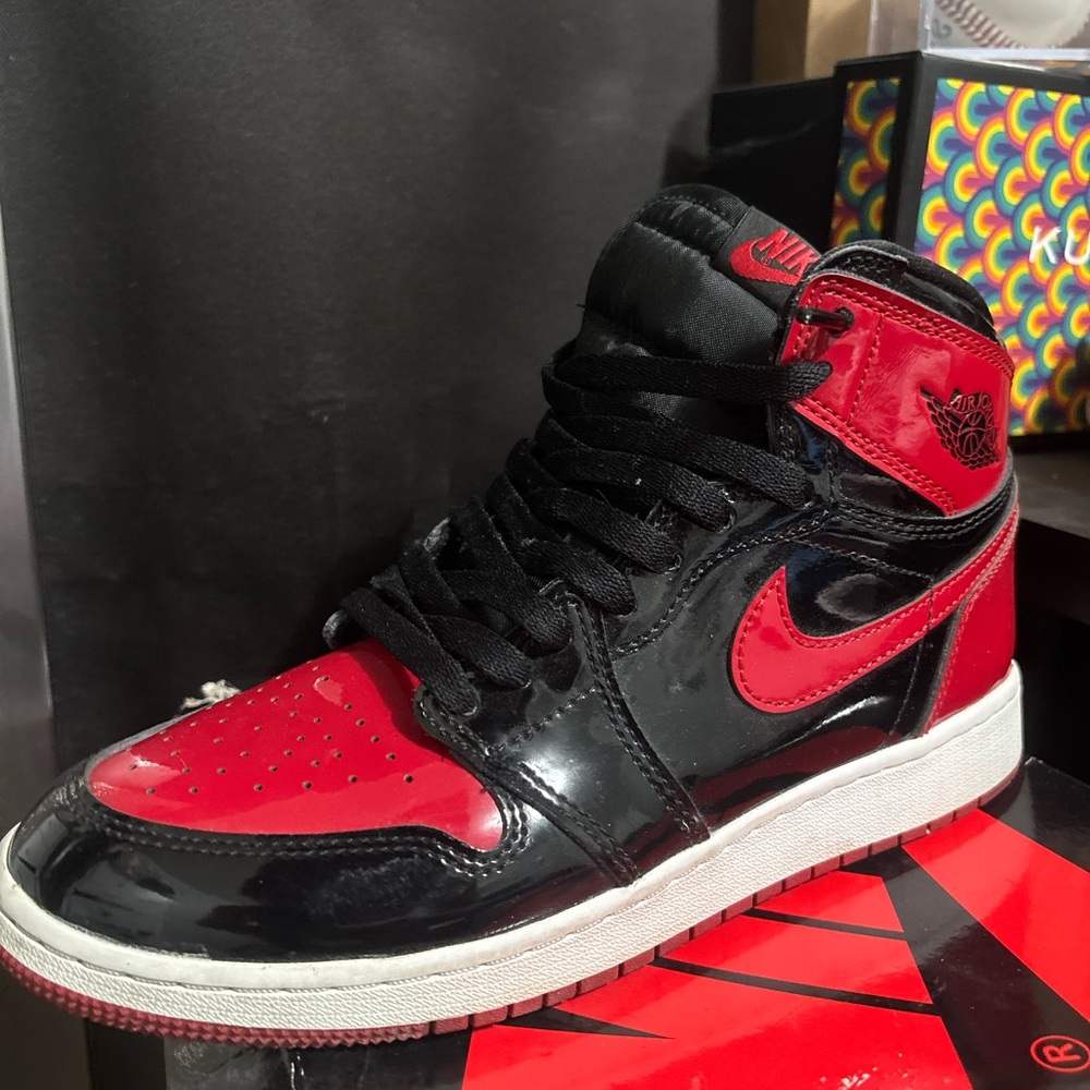 Nike Jordan 1 patent bred
